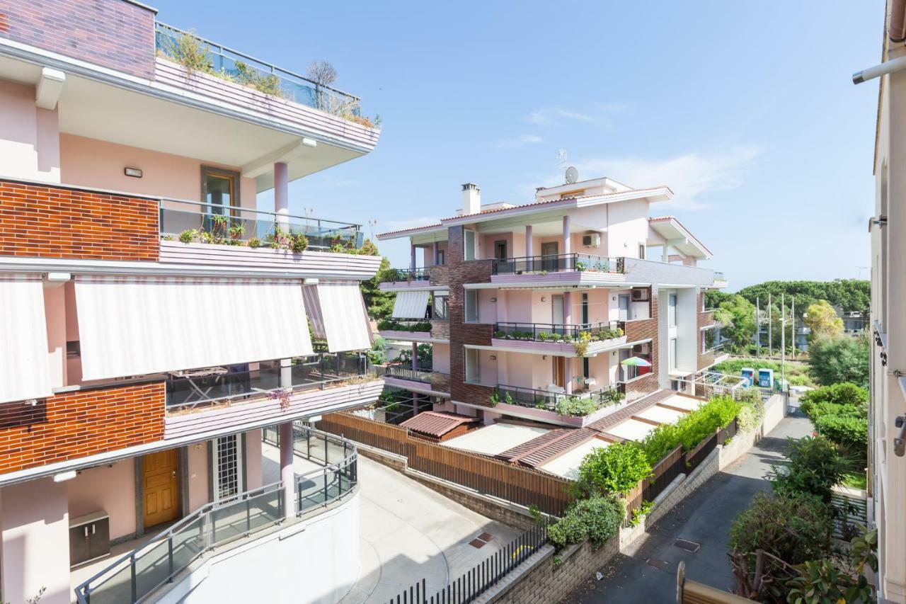Titty Beach House Santa Marinella Buitenkant foto